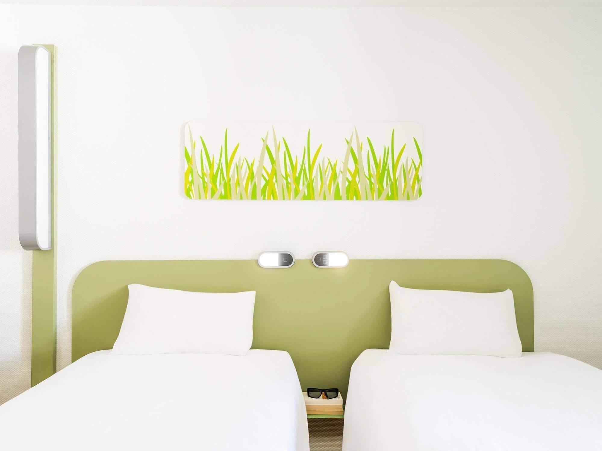 Ibis Budget Argenteuil Bords De Seine Exterior photo