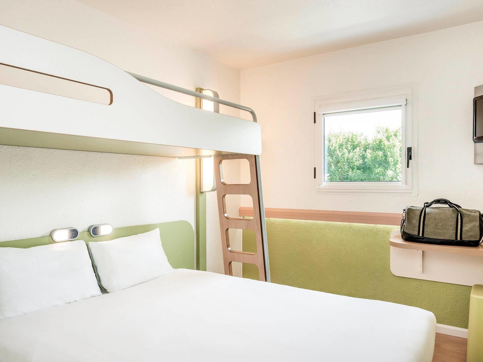 Ibis Budget Argenteuil Bords De Seine Exterior photo