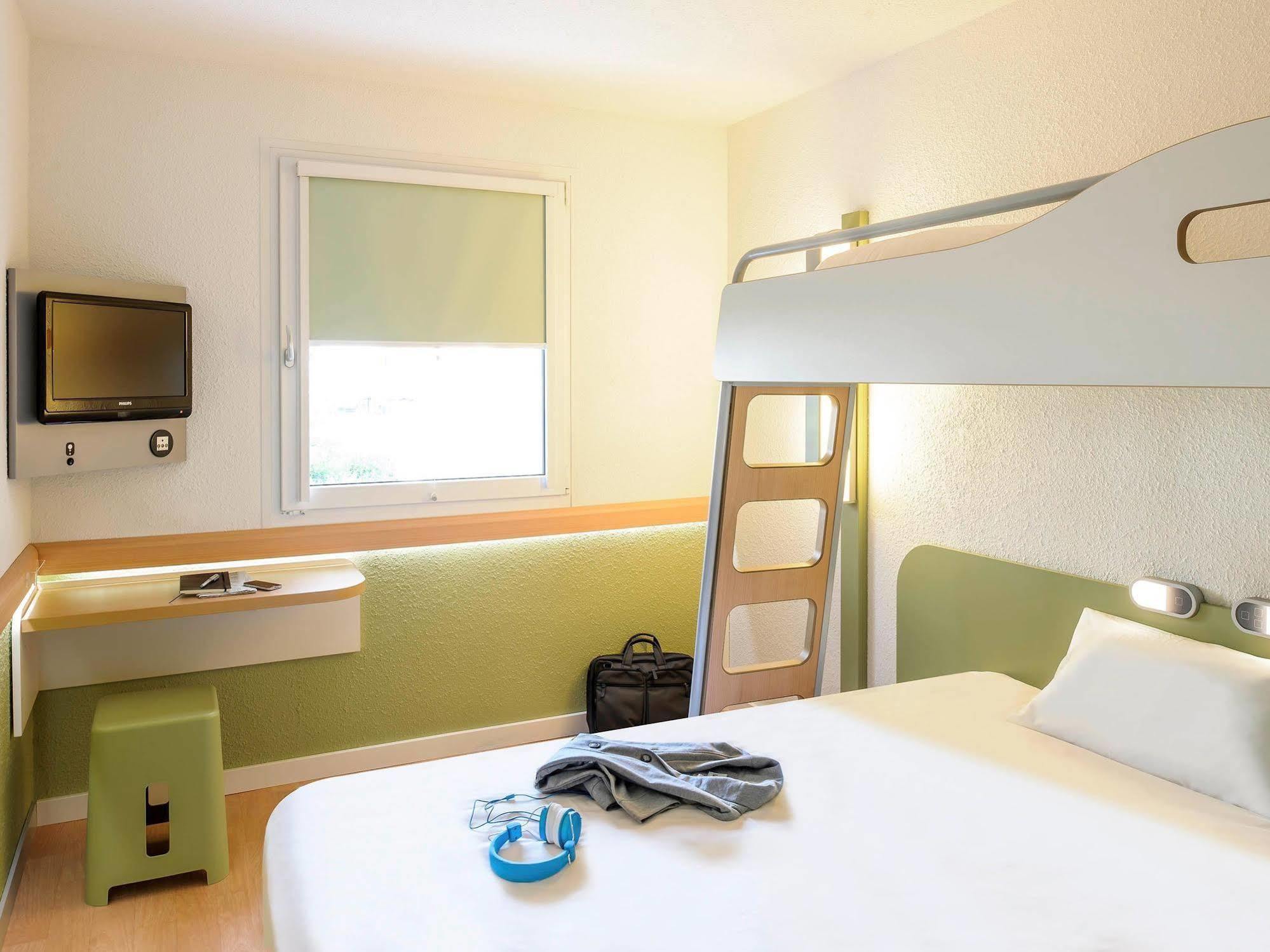 Ibis Budget Argenteuil Bords De Seine Exterior photo