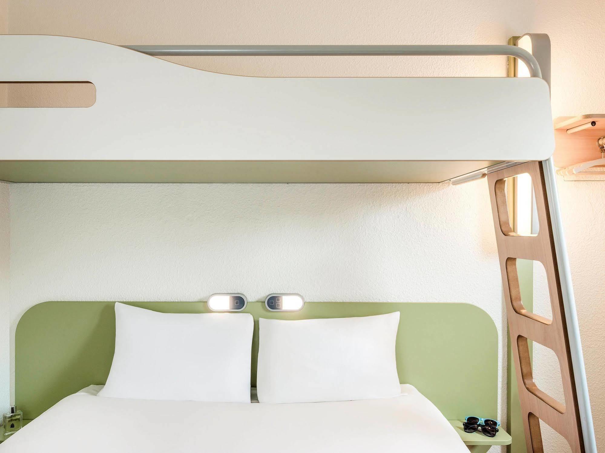 Ibis Budget Argenteuil Bords De Seine Exterior photo